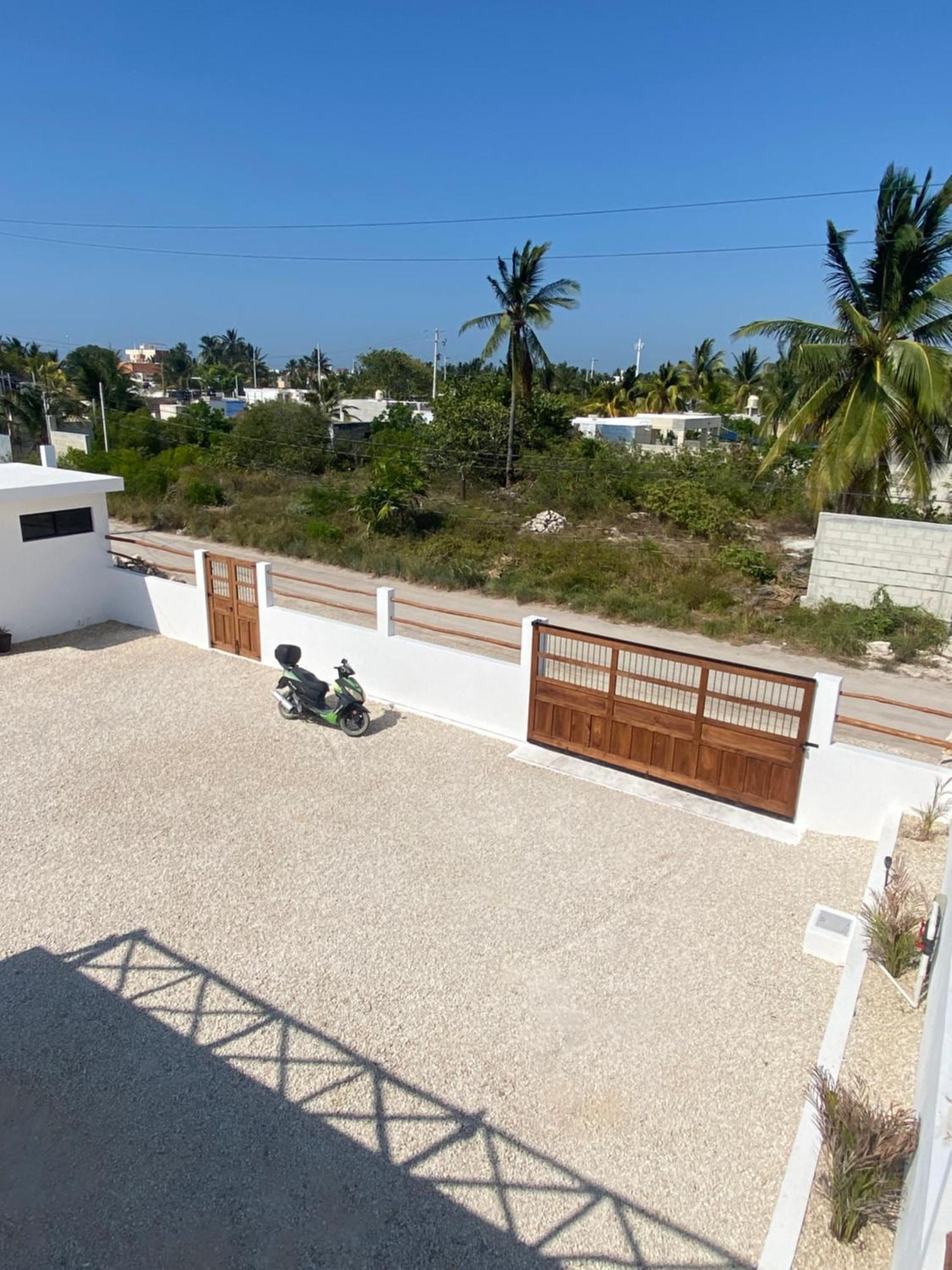 Casa Loto B Apartment Chelem Exterior photo